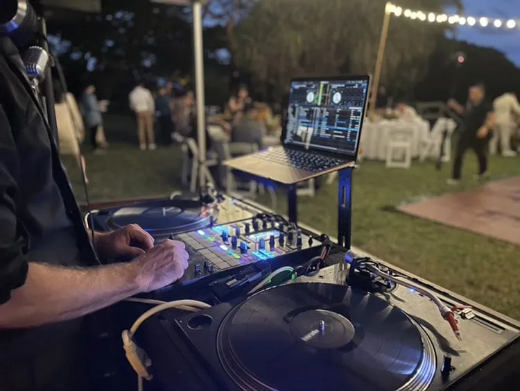 Frobaby Wedding & Event DJ Team photo 2